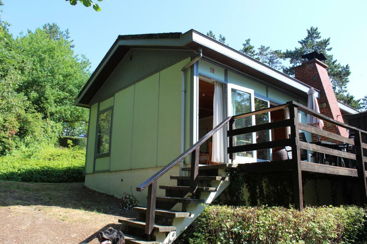 Au Bois Charmant Waulsort Exterior photo